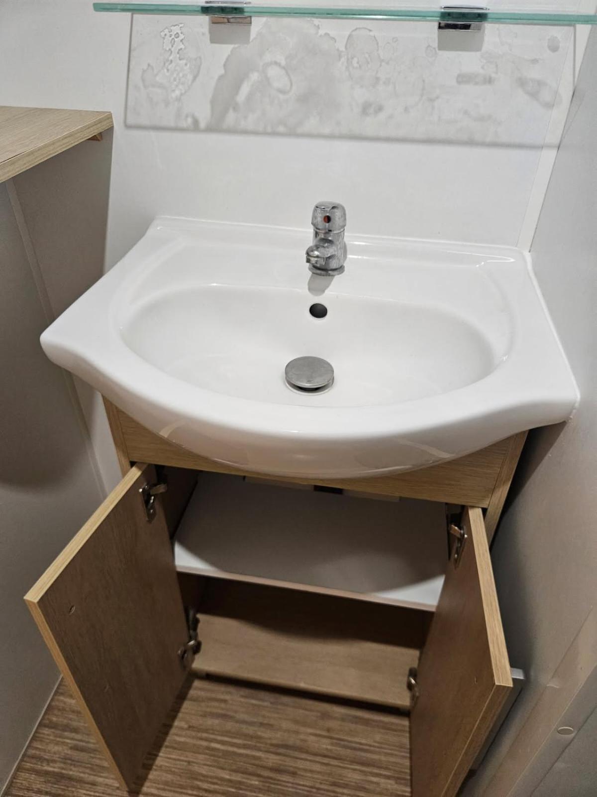 Mobil-Home 6 Personnes Cadenet Bagian luar foto
