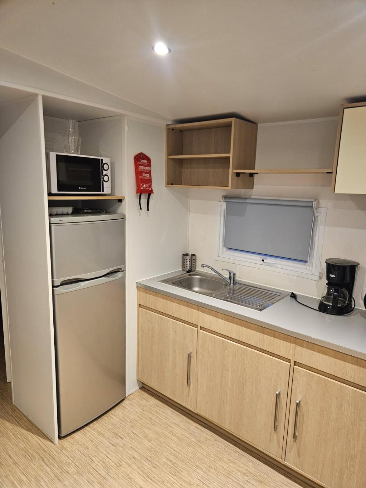 Mobil-Home 6 Personnes Cadenet Bagian luar foto